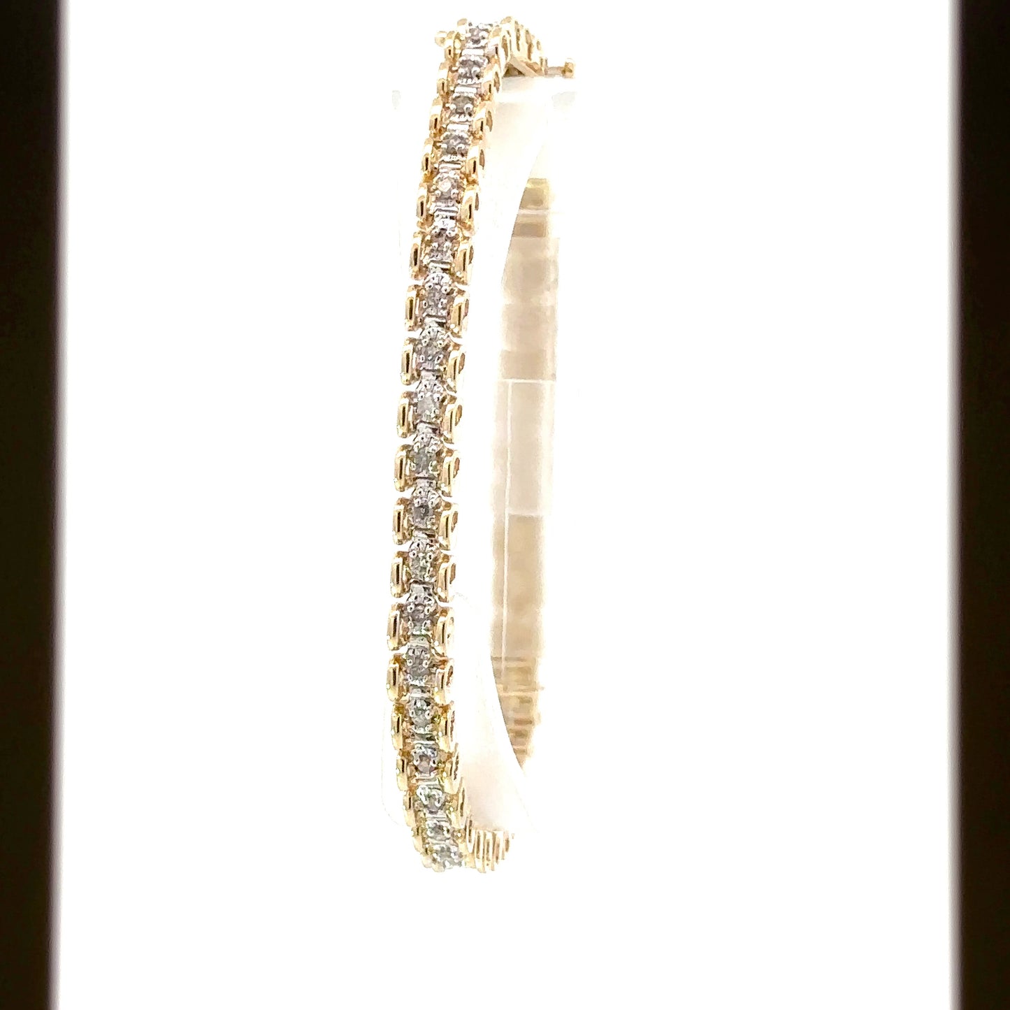 Ladies 1 Carat Diamond bracelet